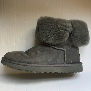 UGG Gray Bailey Button ll Boots Sz 8
